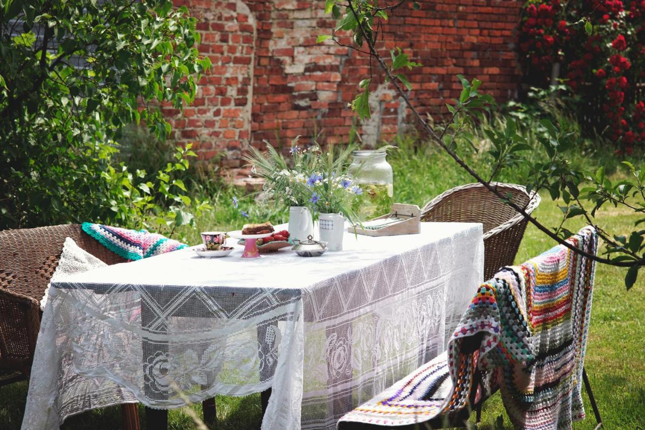 Osada Ptasnik Bed & Breakfast Pobiedna Luaran gambar