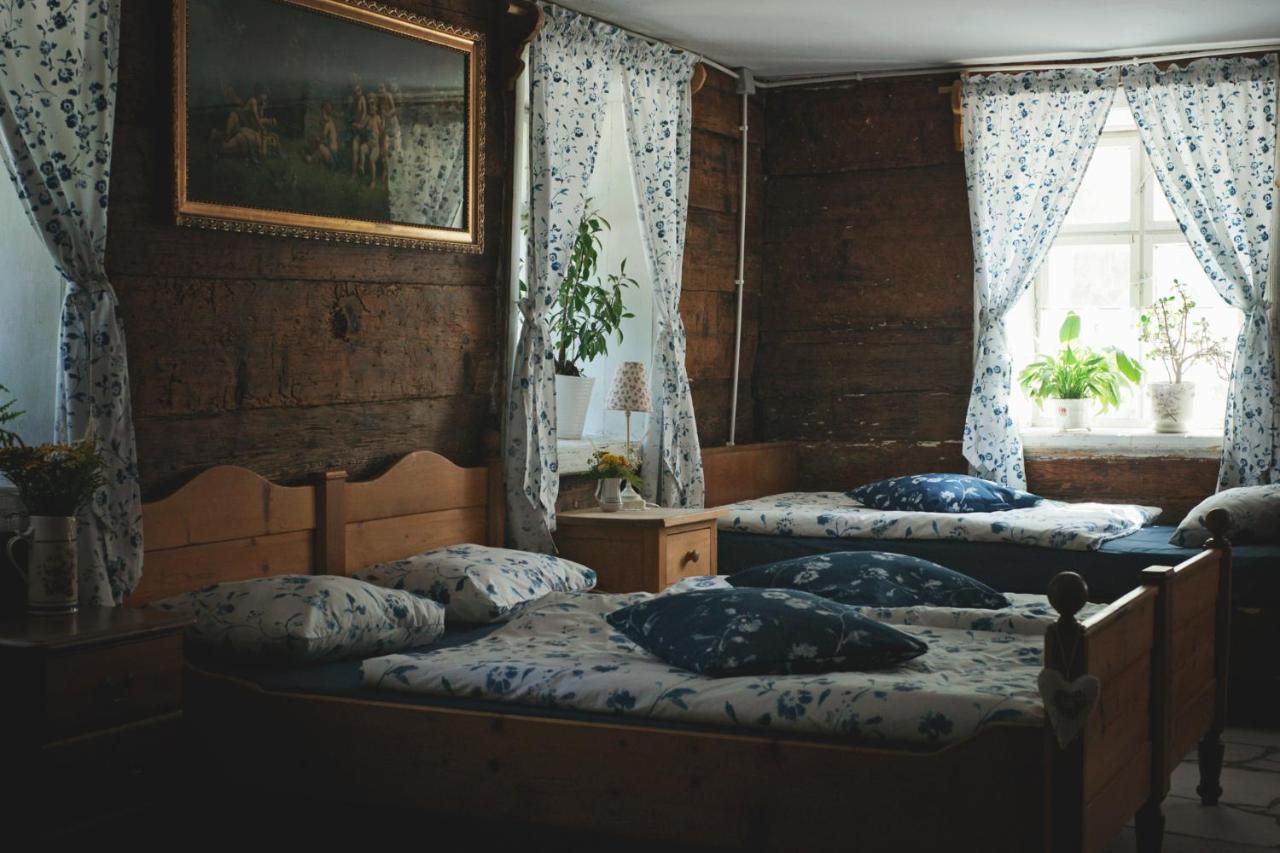 Osada Ptasnik Bed & Breakfast Pobiedna Luaran gambar